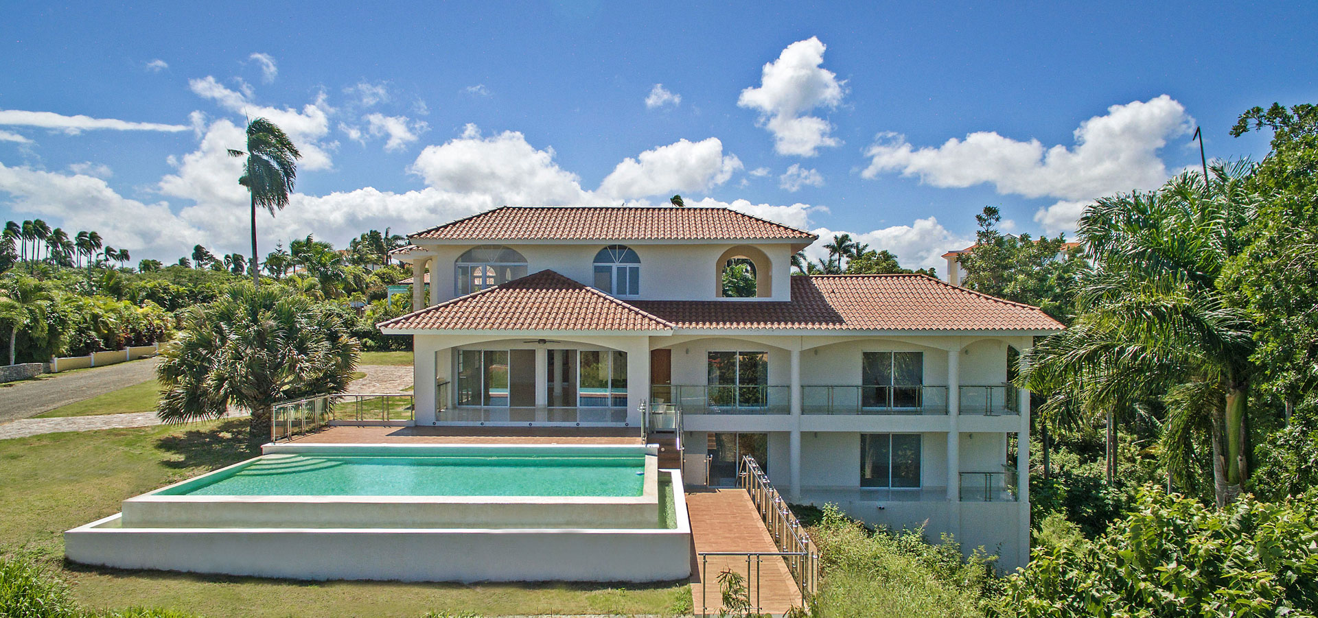 #0 Luxurious 7-Bedroom Ocean-View Villa in Sosua