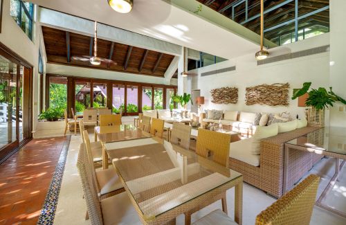 #0 Elegant 10-Bedroom Villa for Sale in Casa de Campo, La Romana – Timeless Caribbean Sophistication