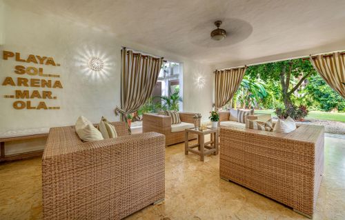 #9 Elegant 10-Bedroom Villa for Sale in Casa de Campo, La Romana – Timeless Caribbean Sophistication