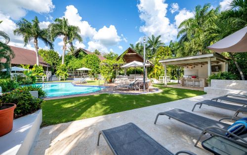 #2 Elegant 10-Bedroom Villa for Sale in Casa de Campo, La Romana – Timeless Caribbean Sophistication