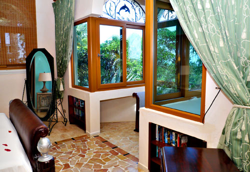 #11 Magnificent Oceanview Hilltop Estate 