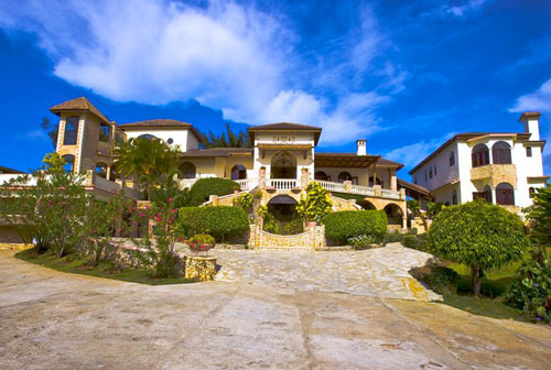 #16 Magnificent Oceanview Hilltop Estate 