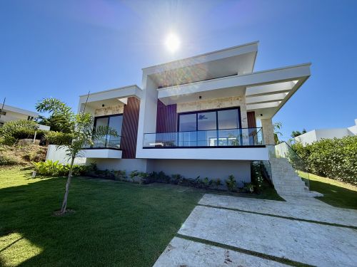 #0 Brand-New Modern 3-Bedroom Villa