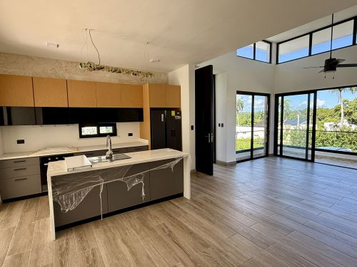 #5 Brand-New Modern 3-Bedroom Villa