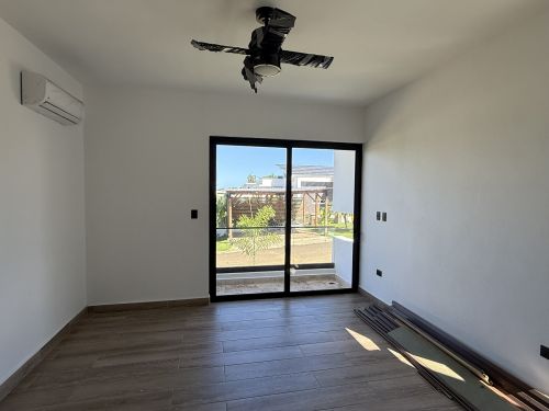 #8 Brand-New Modern 3-Bedroom Villa