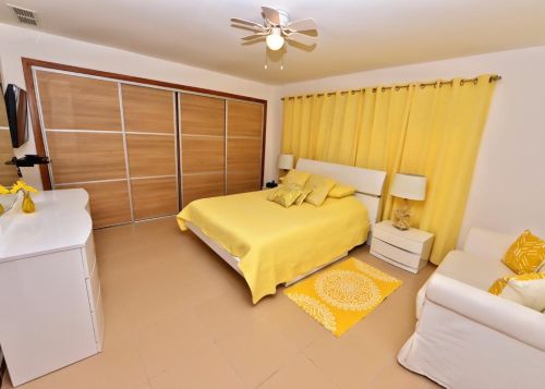 #7 Magnificent beachfront penthouse for sale 