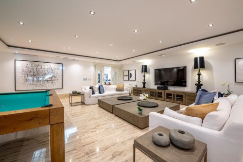 #9 Exquisite 8-Bedroom Mansion for Sale in Casa de Campo, La Romana – A Masterpiece of Luxury and Design