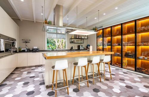 #12 Elegant 5-Bedroom Mansion for Sale in Casa de Campo, La Romana – Modern Luxury with Golf Course Views