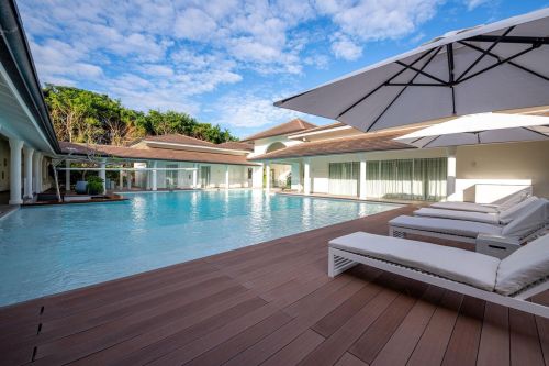 #4 Elegant 5-Bedroom Mansion for Sale in Casa de Campo, La Romana – Modern Luxury with Golf Course Views